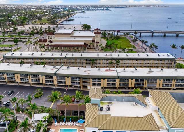 Property at 150 Harborside Ave #304, Punta Gorda, FL 33950, 2 beds, 2 baths
