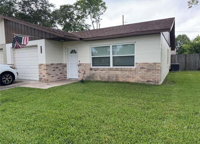 Property at 940 Boulder Dr, South Daytona, FL 32119, 2 beds, 1 bath