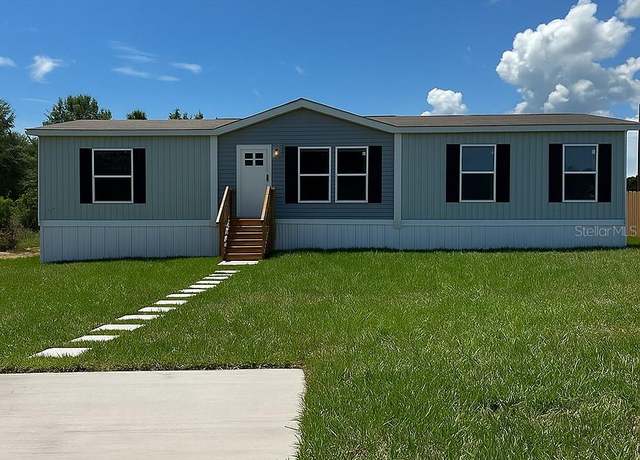 Property at 4720 Oak St, Fruitland Park, FL 34731, 3 beds, 2 baths
