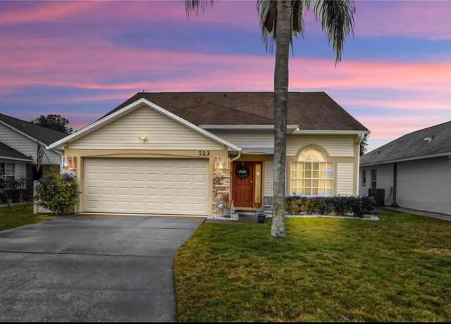 Property at 723 Allison Ave, Davenport, FL 33897, 4 beds, 2.5 baths