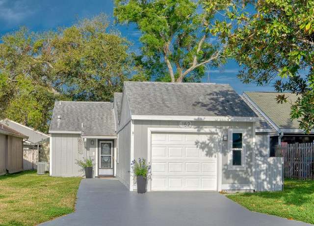 Property at 152 Chelsea Ct, Dunedin, FL 34698, 2 beds, 2 baths