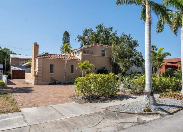 Property at 344 N Lantana Ave N, Sarasota, FL 34243, 4 beds, 3 baths