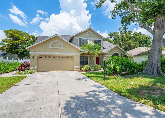 Property at 4011 78th Dr E, Sarasota, FL 34243, 4 beds, 3 baths