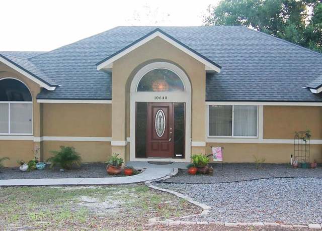 Property at 10640 Parkway Dr, Clermont, FL 34711, 4 beds, 2 baths