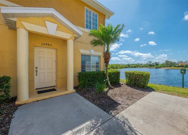 Property at 12983 Tigers Eye Dr, Venice, FL 34292, 3 beds, 2.5 baths