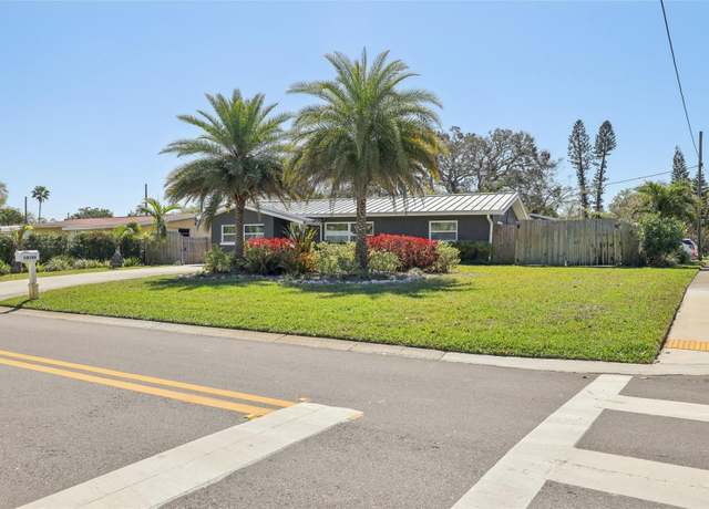 Property at 10194 65th Ave N, Seminole, FL 33772, 3 beds, 2 baths