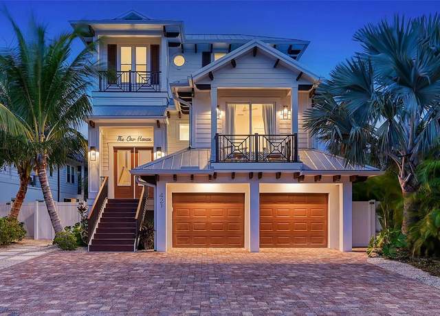Property at 421 Pine Ave, Anna Maria, FL 34216, 6 beds, 6.5 baths