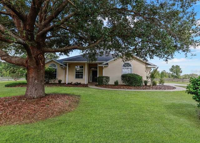 Property at 9752 SW 102nd Ter, Gainesville, FL 32608, 3 beds, 2 baths