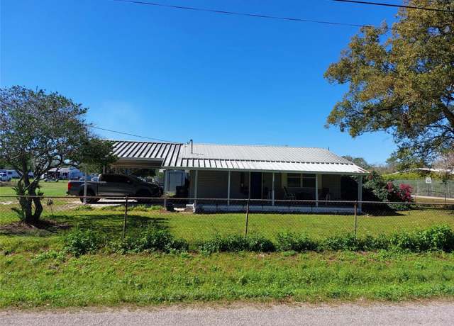 Property at 1115 27th St SE, Ruskin, FL 33570, 2 beds, 1 bath