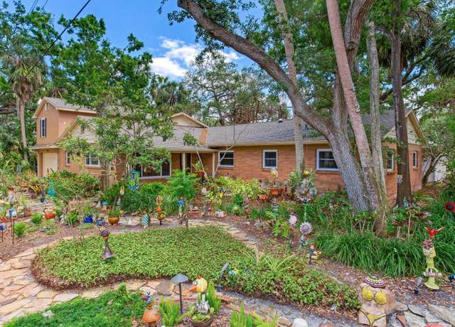 Property at 402 S Barbara Ln, Tampa, FL 33609, 4 beds, 3.5 baths