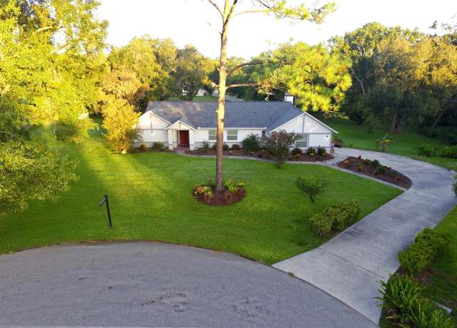 Property at 5933 Carina Trce, Wesley Chapel, FL 33545, 4 beds, 2 baths