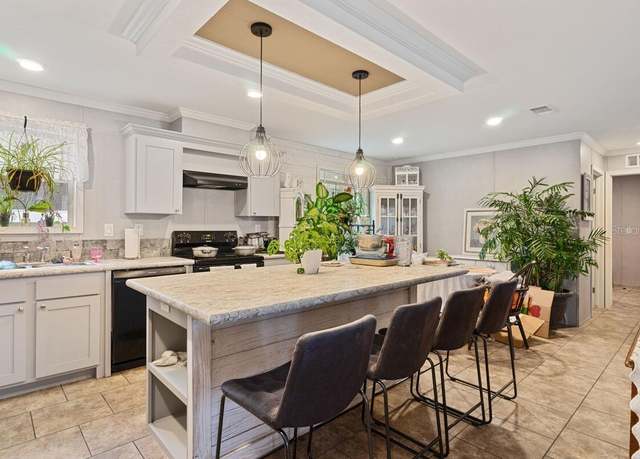 Property at 10953 192nd Ter, O'brien, FL 32071, 3 beds, 2 baths