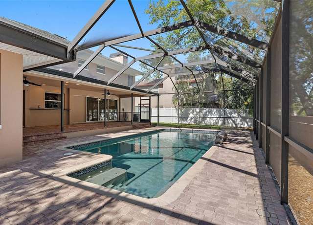 Property at 902 Marco Dr NE, St Petersburg, FL 33702, 4 beds, 3.5 baths
