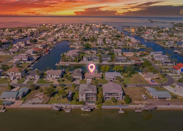 Property at 4291 Flexer Dr, Hernando Beach, FL 34607, 3 beds, 2 baths
