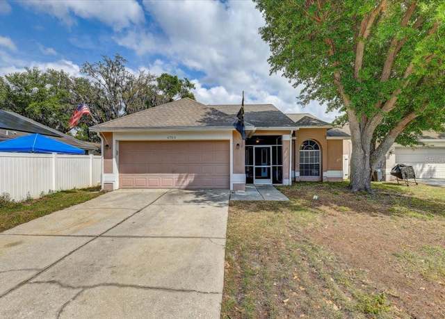 Property at 4704 Stove Pl, Valrico, FL 33596, 4 beds, 2 baths