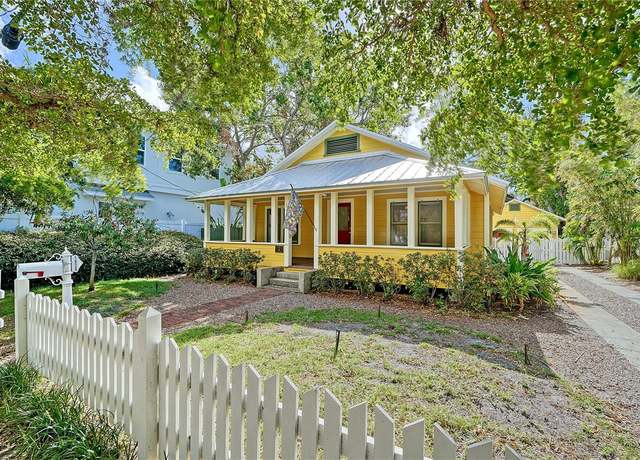 Property at 1920 Laurel St, Sarasota, FL 34236, 4 beds, 3 baths