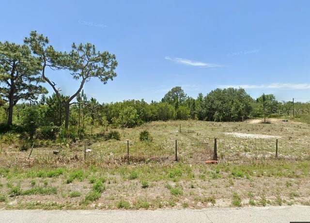 Property at 32 Oakridge Dr, Frostproof, FL 33843