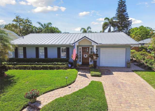 Property at 3006 W Angeles St, Tampa, FL 33629, 3 beds, 3 baths