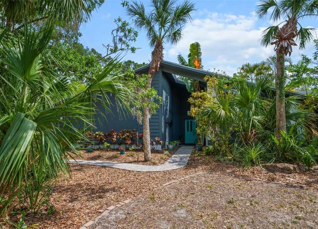 Property at 5282 Box Turtle Cir, Sarasota, FL 34232, 4 beds, 3.5 baths