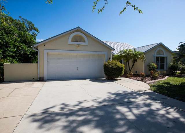 Property at 27102 Harbour Oaks Blvd, Punta Gorda, FL 33983, 3 beds, 2 baths