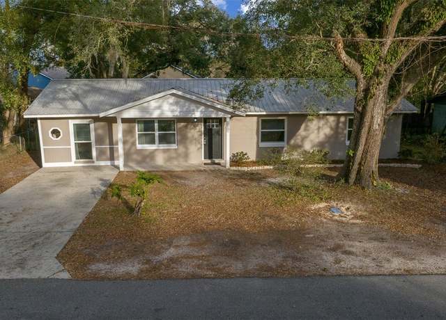 Property at 319 SE 4th Dr, Williston, FL 32696, 3 beds, 2 baths