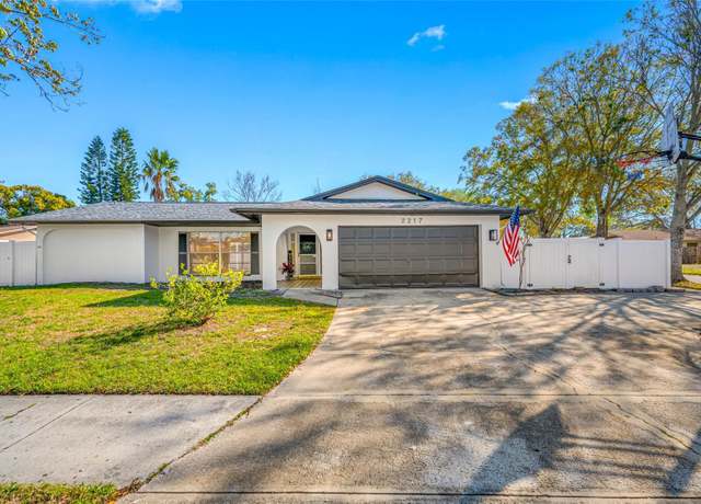 Property at 2217 Stacy Ct, Dunedin, FL 34698, 4 beds, 2 baths