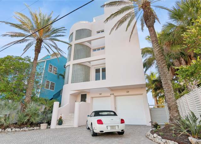 Property at 648 Beach Rd, Sarasota, FL 34242, 3 beds, 3 baths