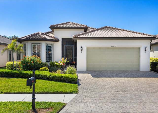 Property at 20479 Pezzana Dr, Venice, FL 34292, 2 beds, 2 baths