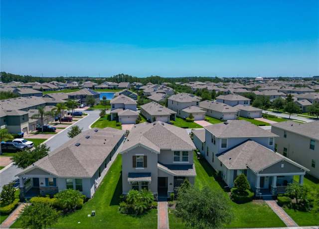 Property at 9971 Beach Port Dr, Winter Garden, FL 34787, 4 beds, 3.5 baths