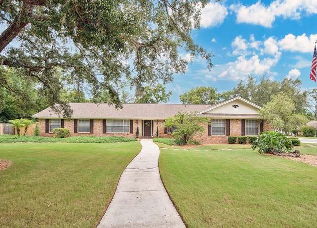 Property at 603 S Sweetwater Blvd, Longwood, FL 32779, 4 beds, 2.5 baths