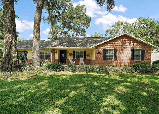 Property at 986 SE 57th Ave, Ocala, FL 34480, 3 beds, 2 baths