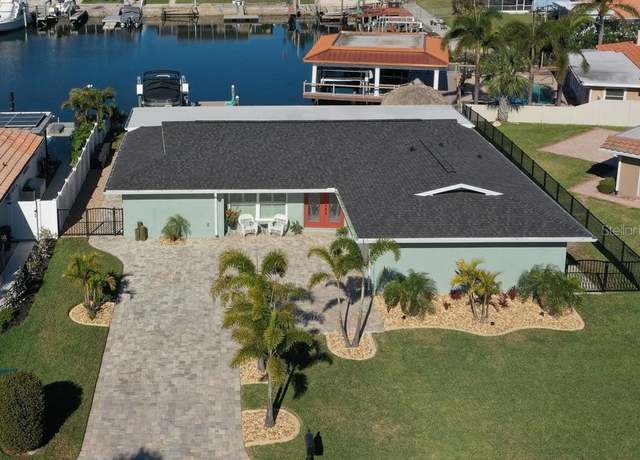 Property at 5133 Glenn Dr, New Port Richey, FL 34652, 4 beds, 2.5 baths