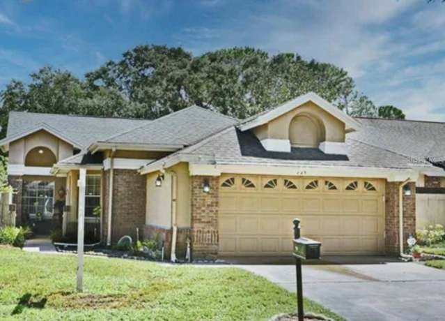 Property at 724 Barrington Cir, Winter Springs, FL 32708, 3 beds, 2.5 baths