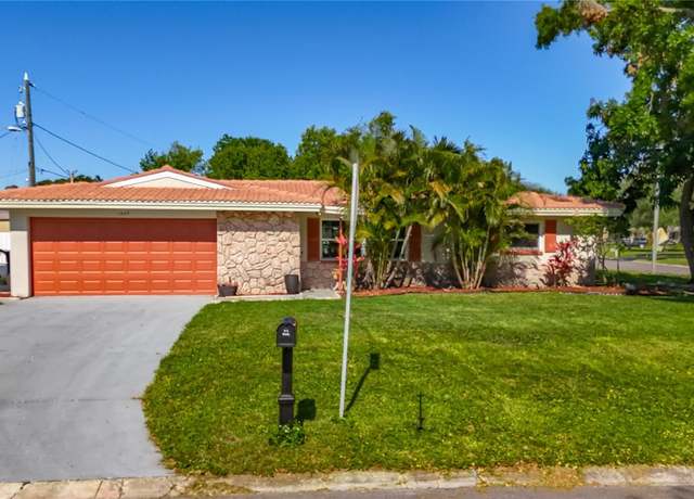 Property at 1469 S Hillcrest Ave, Clearwater, FL 33756, 3 beds, 2 baths