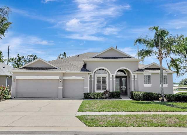 Property at 13708 Old Dock Rd, Orlando, FL 32828, 5 beds, 3 baths