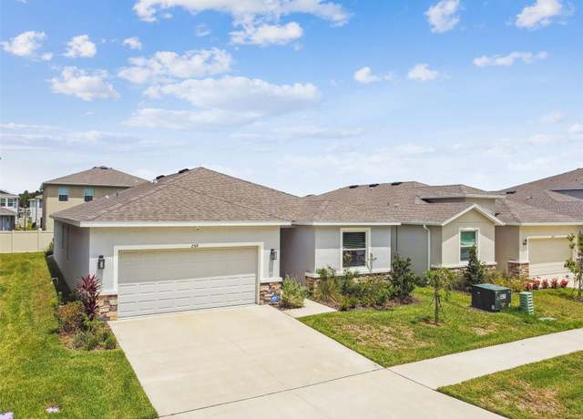 Property at 2518 Chapel Oak Bnd, Wesley Chapel, FL 33543, 4 beds, 2.5 baths