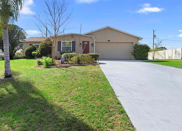 Property at 826 W Gaucho Cir, Deltona, FL 32725, 3 beds, 2 baths