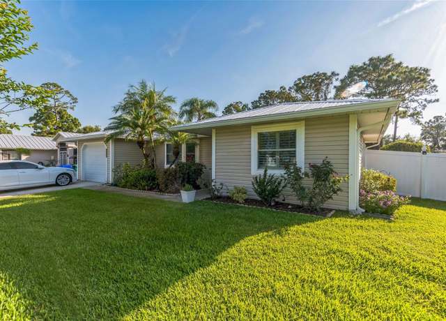 Property at 1566 Damask Ln, Sebastian, FL 32958, 2 beds, 2 baths