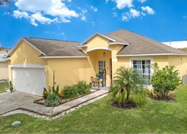 Property at 238 Sunset View Dr, Davenport, FL 33837, 5 beds, 3 baths