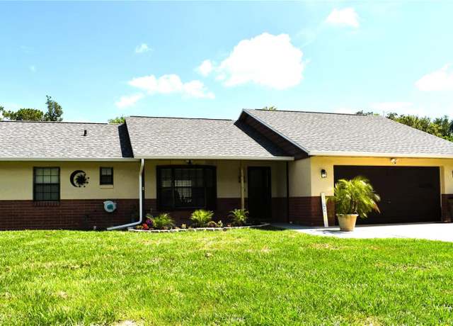 Property at 2201 NE 45th St, Ocala, FL 34479, 3 beds, 2 baths