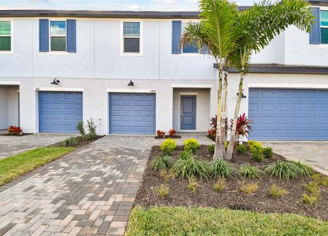 Property at 5425 Tripoli Dr, Palmetto, FL 34221, 3 beds, 2.5 baths