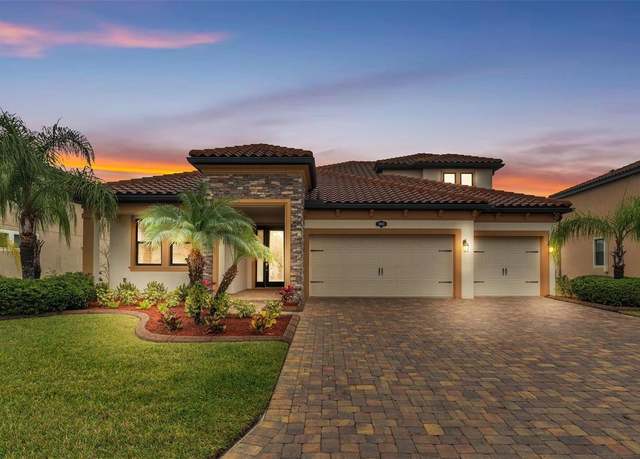 Property at 3965 Aquilla Dr, Lakeland, FL 33810, 4 beds, 3.5 baths