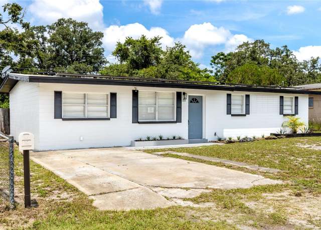 Property at 1313 Pine Ridge Dr, Daytona Beach, FL 32117, 4 beds, 2 baths