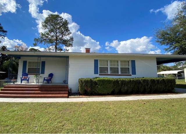 Property at 600 NW Holiday Dr, Lake City, FL 32055, 3 beds, 2 baths