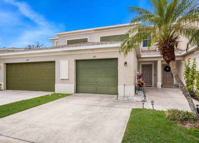 Property at 2411 28th Ave E, Palmetto, FL 34221, 2 beds, 2.5 baths