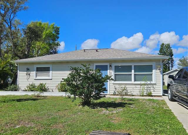 Property at 447 Yeager St, Port Charlotte, FL 33954, 2 beds, 1 bath