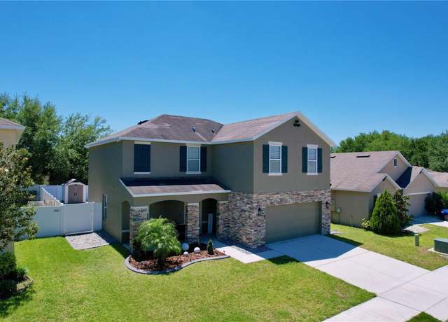 Property at 1727 Wood Path, Auburndale, FL 33823, 4 beds, 2.5 baths