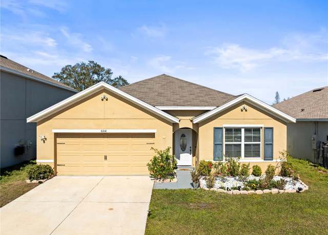 Property at 8208 Harwich Port Ln, Gibsonton, FL 33534, 4 beds, 2 baths