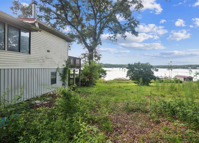 Property at 236 Mallard Ln, Defuniak Springs, FL 32433, 8 beds, 5 baths