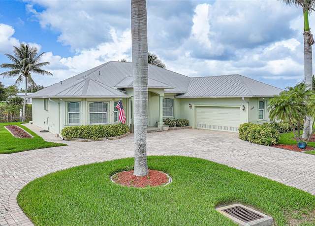 Property at 15652 Havana Cir, Port Charlotte, FL 33981, 3 beds, 2.5 baths